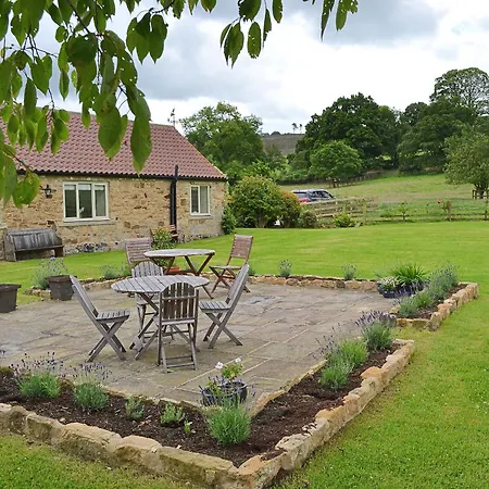 Hurworth - 25565 Nether Silton