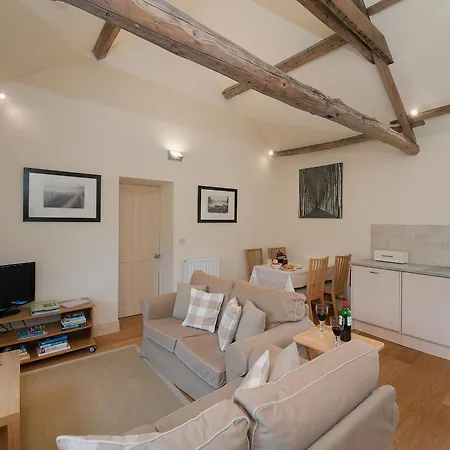 Holiday home Hurworth - 25565 Nether Silton